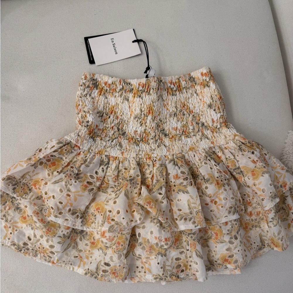 En Saison White Mini Skirt with Yellow Floral Print - NWT - XS